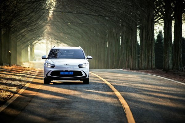 Est-il avantageux d'utiliser une Hyundai Ioniq pour les déplacements quotidiens en ville ?