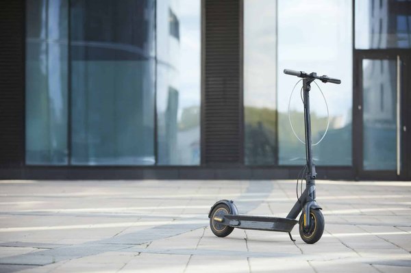 Les critères essentiels à considérer pour acheter une trottinette électrique en magasin